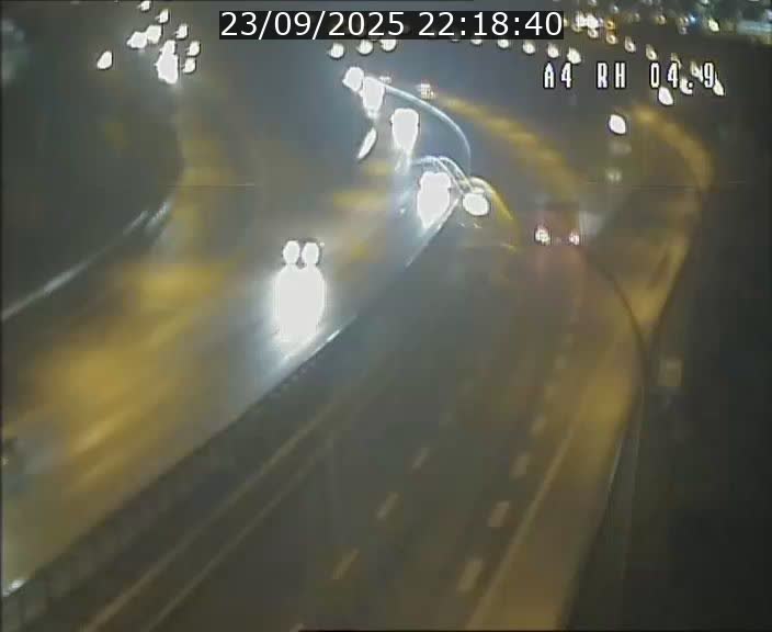 Traffic live webcam Luxembourg Leudelange - A4 - BK 4.9 - direction Luxembourg