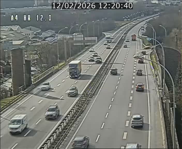 Traffic live webcam Luxembourg Jonction Foetz - A4 - BK 12.0 - direction Esch sur Alzette