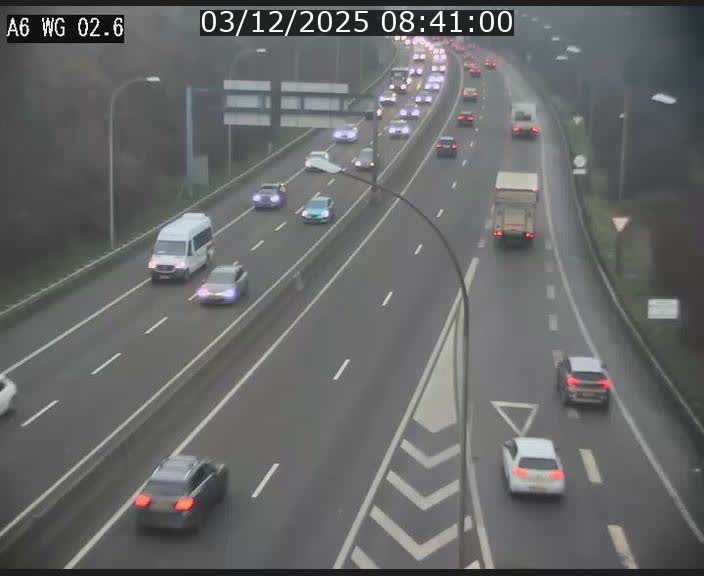 Traffic live webcam Luxembourg Croix de Cessange - A6 - BK 2.6 - direction France/Allemagne