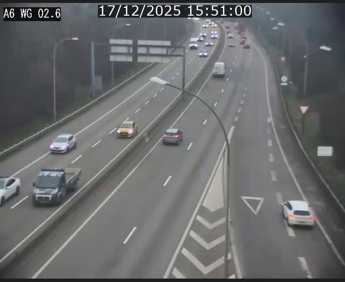 Traffic live webcam Luxembourg Croix de Cessange - A6 - BK 2.6 - direction France/Allemagne
