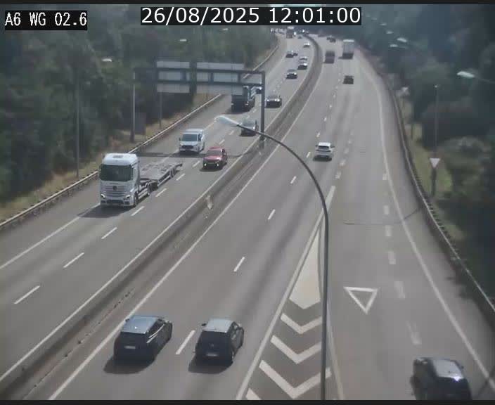 Traffic live webcam Luxembourg Croix de Cessange - A6 - BK 2.6 - direction France/Allemagne