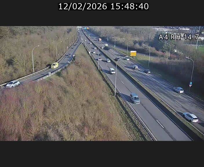 Traffic live webcam Luxembourg Jonction Lankelz - A4 - BK 14.7 - direction Luxembourg