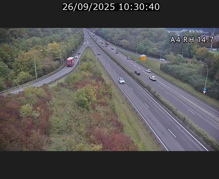 Traffic live webcam Luxembourg Jonction Lankelz - A4 - BK 14.7 - direction Luxembourg