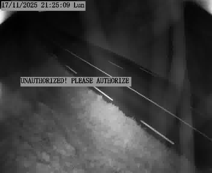 Webcam installée le long de D955 (France) à Amelécourt, pointée vers Metz, utile pour suivre précisément les conditions de trafic.