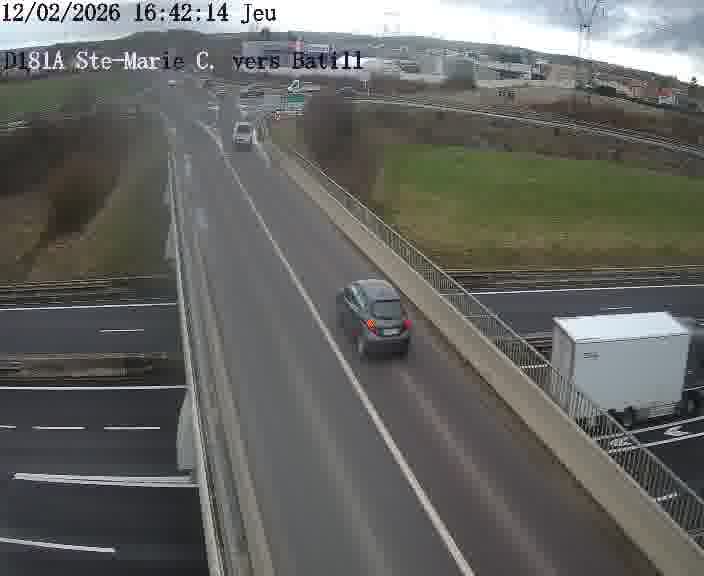 Dispositif d’observation sur D181a (France) à Sainte Marie aux Chênes, en direction de Batilly, offrant une visualisation fiable des conditions de circulation.