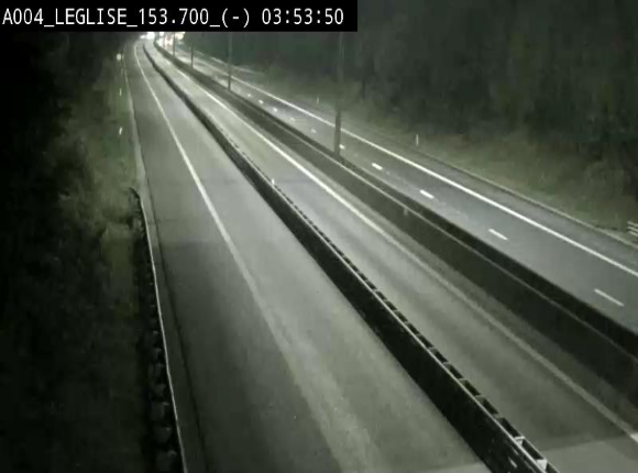 Webcam autoroute A4 (E411-E25) à Léglise, avant la jonction avec la N40. Vue orientée vers Bruxelles