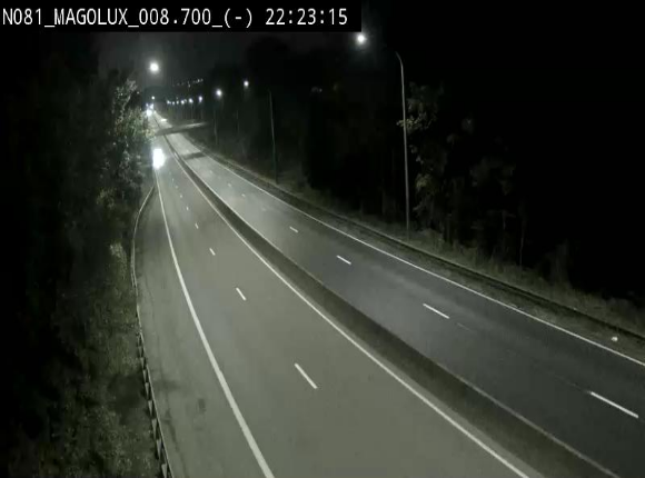 Webcam sur la N81 (E411) à hauteur de la jonction avec la N883. Vue orientée vers Arlon
