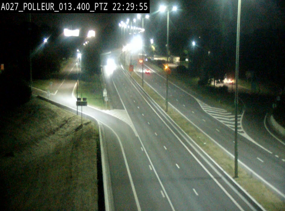Webcam A27/E42 avec vue sur le parking de l'aire de Polleur, après le Viaduc de Polleur à Theux. Vue orientée vers Liège