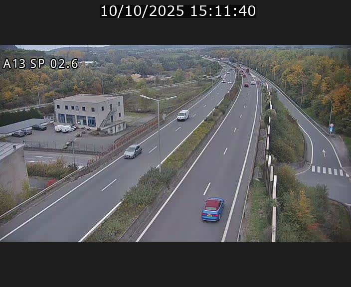 Traffic live webcam Luxembourg Sanem - A13 direction Pétange - BK 2.6