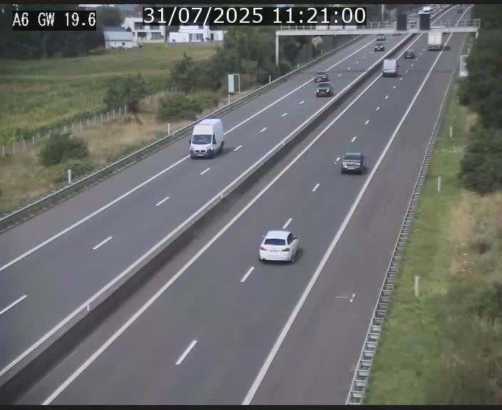 Traffic live webcam Luxembourg - Steinfort - A6 - BK 19.6 - direction Belgique
