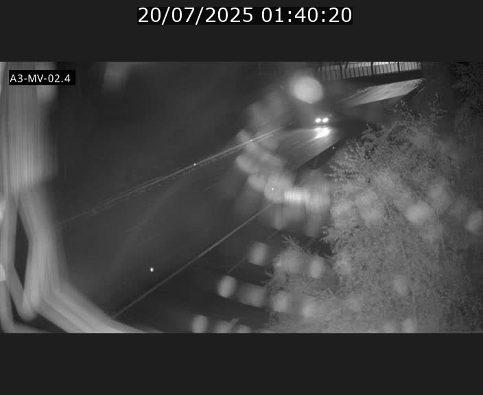 Webcam autoroute de la France (A3) au Luxembourg à Fentange, à proximité de la Croix de Gasperich. Vue orientée vers la Cloche d'Or