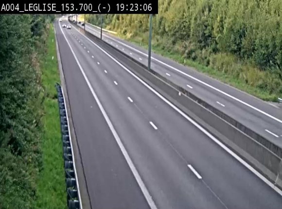 Webcam autoroute A4 (E411-E25) à Léglise, avant la jonction avec la N40. Vue orientée vers Bruxelles
