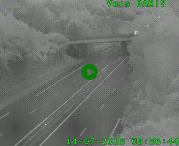 Caméra routière sur l'autoroute A20 au nord de Limoges, à la jonction avec la N520. Vue orientée vers Paris