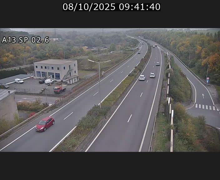 Traffic live webcam Luxembourg Sanem - A13 direction Pétange - BK 2.6