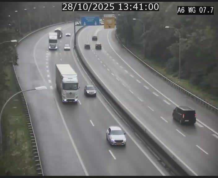 Traffic live webcam Luxembourg - Bridel - A6 - BK 7.7 - direction Belgique