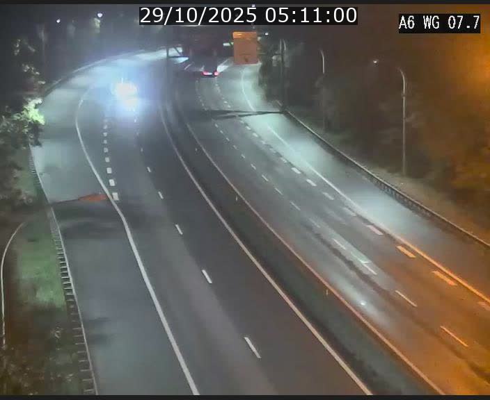 Traffic live webcam Luxembourg - Bridel - A6 - BK 7.7 - direction Belgique