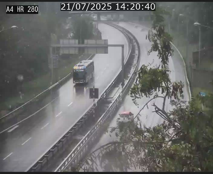 Webcam traffic A4 Luxembourg - BK 0.2 - P+R Bouillon (direction Luxembourg)