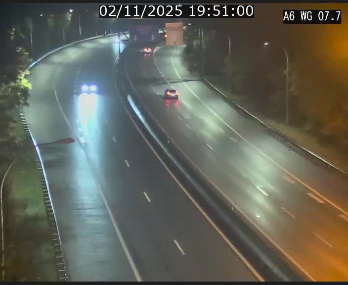 Traffic live webcam Luxembourg - Bridel - A6 - BK 7.7 - direction Belgique