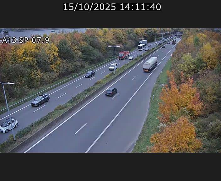 Traffic live webcam Luxembourg Jonction Lankelz - A13 direction Pétange - BK 7.9