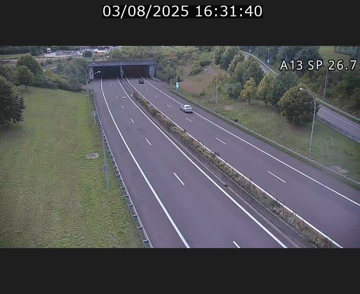 Traffic live webcam Luxembourg Frisange - A13 direction Luxembourg-ville - BK 26.7