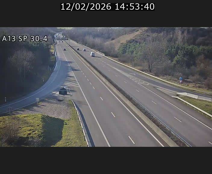 Traffic live webcam Luxembourg Altwies - A13 direction Luxembourg-ville - BK 30.4