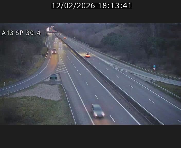 Traffic live webcam Luxembourg Altwies - A13 direction Luxembourg-ville - BK 30.4