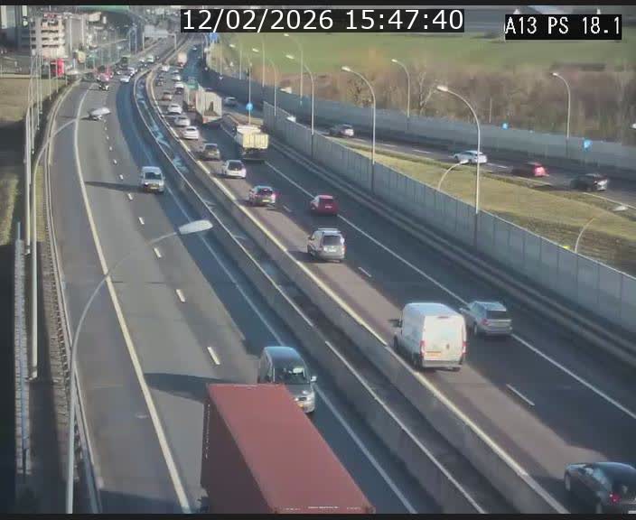 Traffic live webcam Luxembourg Dudelange - A13 direction Croix de Bettembourg - BK 18.1