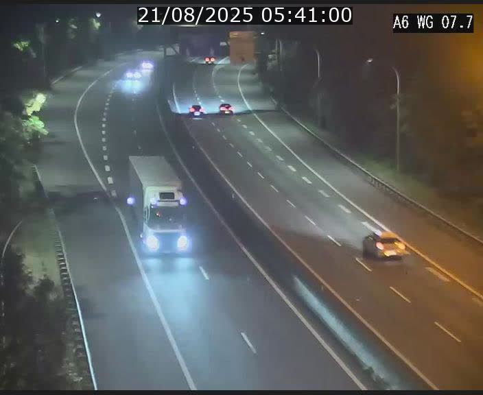 Traffic live webcam Luxembourg - Bridel - A6 - BK 7.7 - direction Belgique
