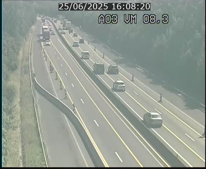 Traffic live webcam Luxembourg Bettembourg - A3 - BK 8.3 - direction France