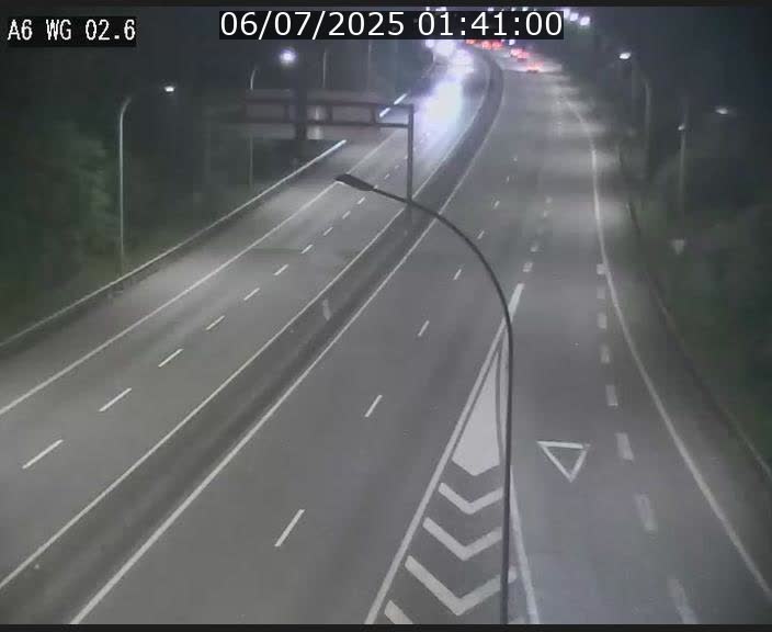 Traffic live webcam Luxembourg Croix de Cessange - A6 - BK 2.6 - direction France/Allemagne