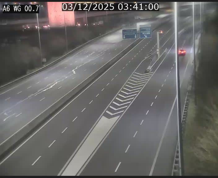 Traffic live webcam Luxembourg Croix de Cessange - A6 - BK 0.7 - direction A3 France