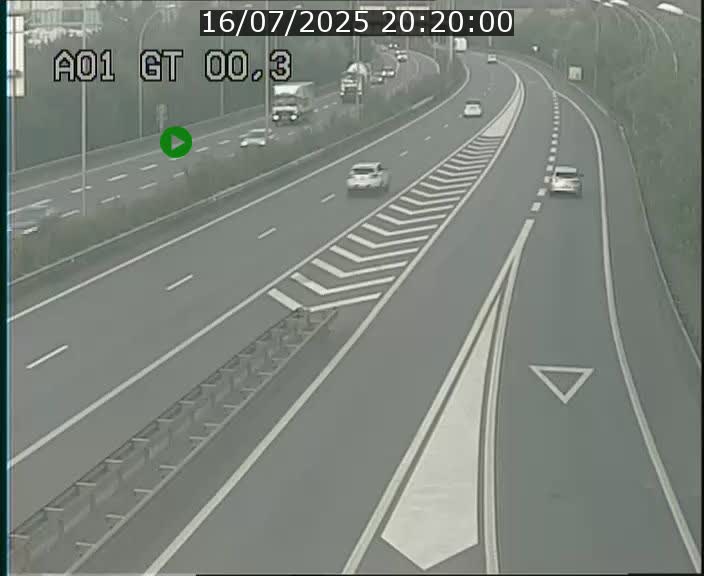 Traffic live webcam Luxembourg Croix de Gasperich - A1 direction Kirchberg - BK 0.3