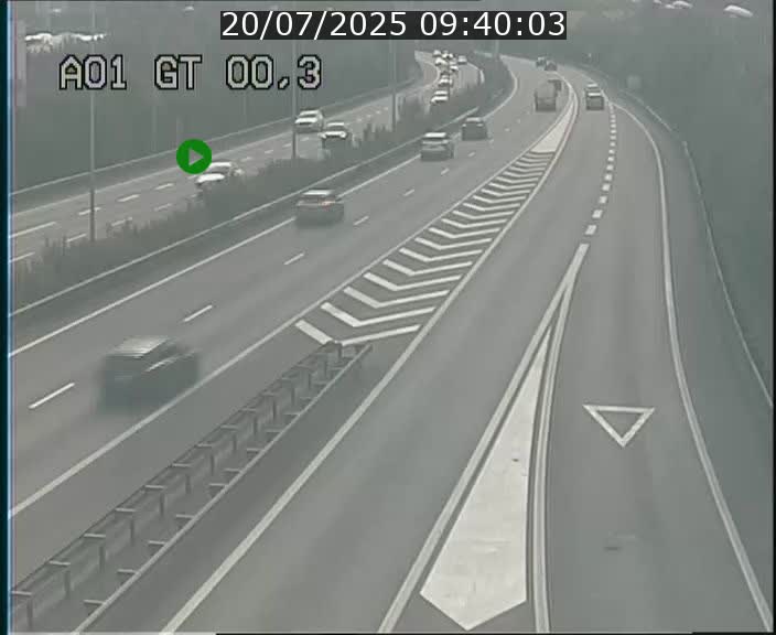 Traffic live webcam Luxembourg Croix de Gasperich - A1 direction Kirchberg - BK 0.3