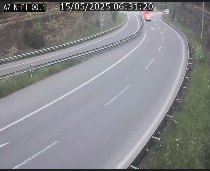 Webcam autoroute Luxembourg A7 située dans la sortie 1 Waldhof, vers la N11, avant le Tunnel Stafelter