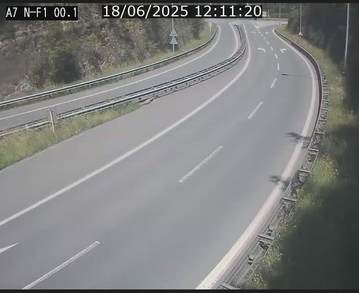 Webcam autoroute Luxembourg A7 située dans la sortie 1 Waldhof, vers la N11, avant le Tunnel Stafelter