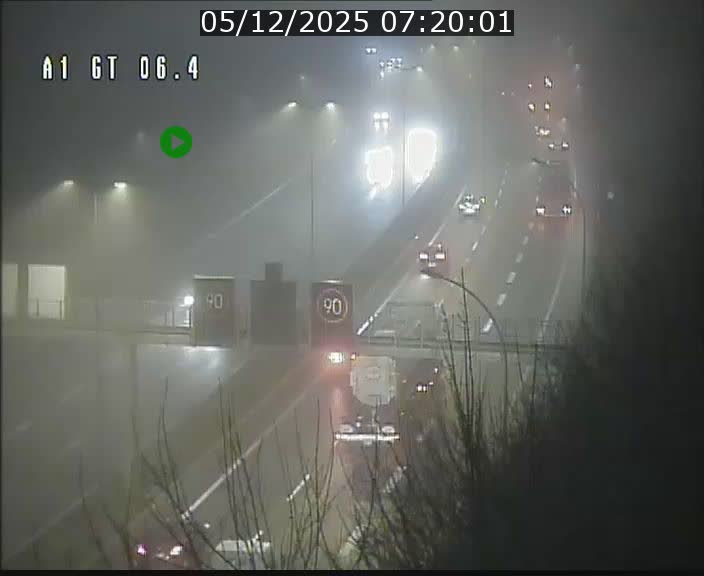 Traffic live webcam Luxembourg Hamm - A1 direction Sandweiler - BK 6.4