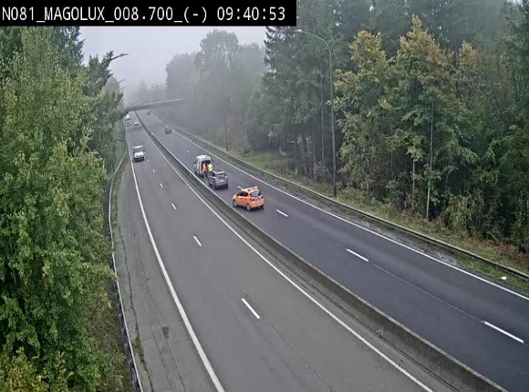 Webcam sur la N81 (E411) à hauteur de la jonction avec la N883. Vue orientée vers Arlon