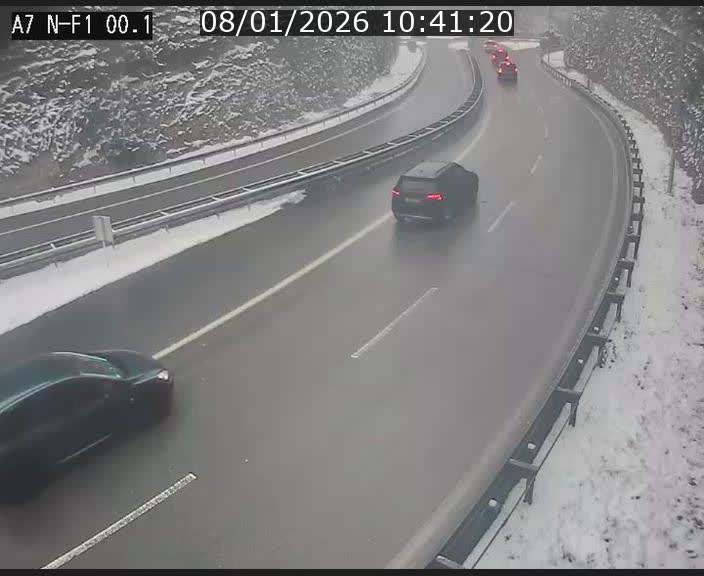 Webcam autoroute Luxembourg A7 située dans la sortie 1 Waldhof, vers la N11, avant le Tunnel Stafelter