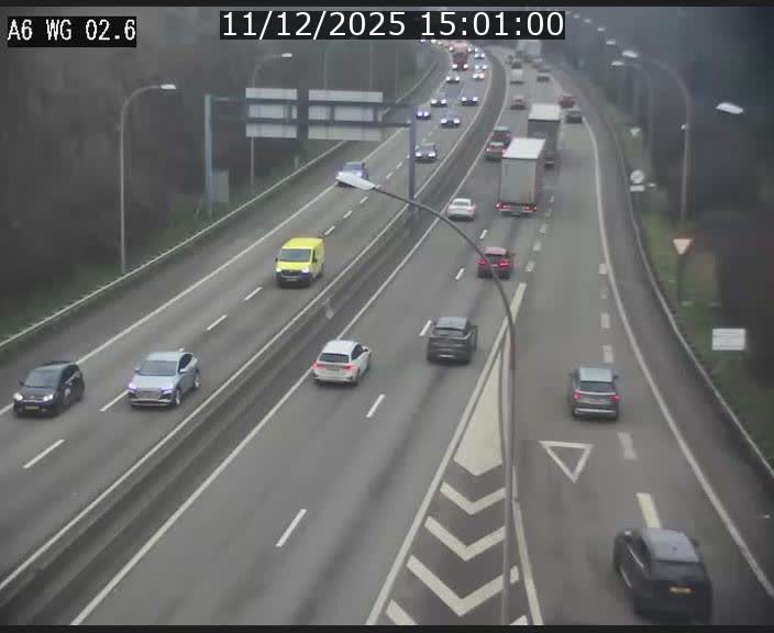 Traffic live webcam Luxembourg Croix de Cessange - A6 - BK 2.6 - direction France/Allemagne