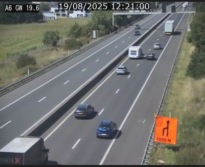 Traffic live webcam Luxembourg - Steinfort - A6 - BK 19.6 - direction Belgique