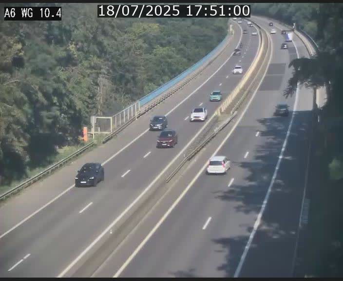 Traffic live webcam Luxembourg Mamer - A6 - BK 10.4 - direction Luxembourg/France/Allemagne