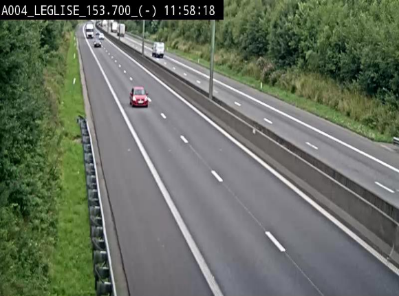 Webcam autoroute A4 (E411-E25) à Léglise, avant la jonction avec la N40. Vue orientée vers Bruxelles