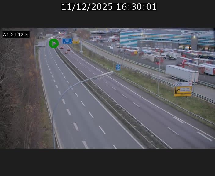 Traffic live webcam Luxembourg Senningerberg - A1 direction Allemagne - BK 12.3