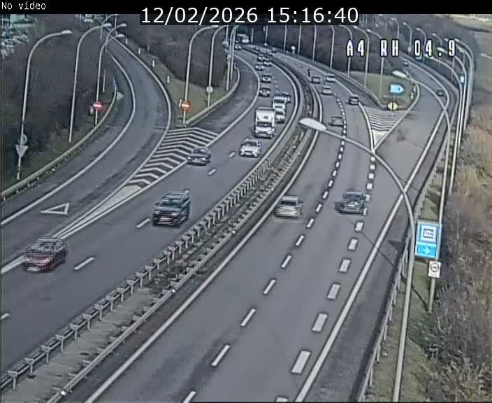 Traffic live webcam Luxembourg Leudelange - A4 - BK 4.9 - direction Luxembourg