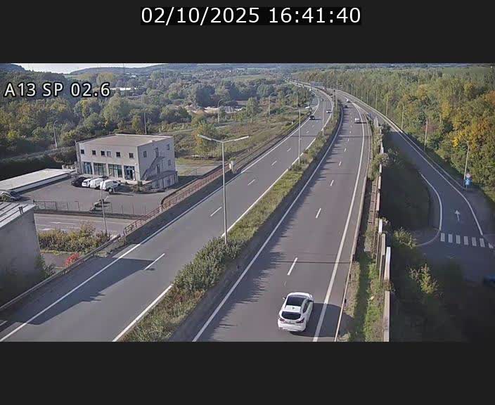 Traffic live webcam Luxembourg Sanem - A13 direction Pétange - BK 2.6