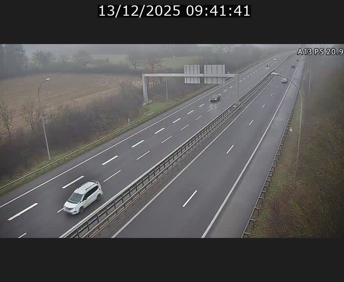 Traffic live webcam Luxembourg Croix de Bettembourg, rond-point d'Hellange - A13 direction Allemagne - BK 20.9
