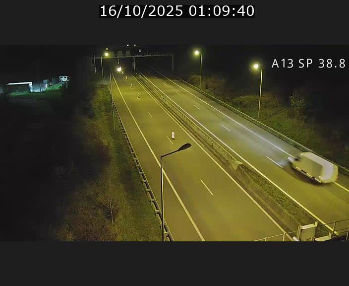 Webcam autoroute A13 à l'entrée ouest du tunnel Markusbierg à Schengen. Vue orientée vers le tunnel et l'Allemagne