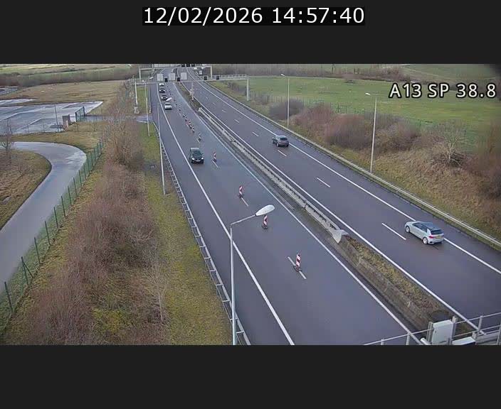 Webcam autoroute A13 à l'entrée ouest du tunnel Markusbierg à Schengen. Vue orientée vers le tunnel et l'Allemagne