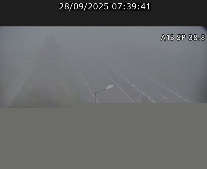 Webcam autoroute A13 à l'entrée ouest du tunnel Markusbierg à Schengen. Vue orientée vers le tunnel et l'Allemagne