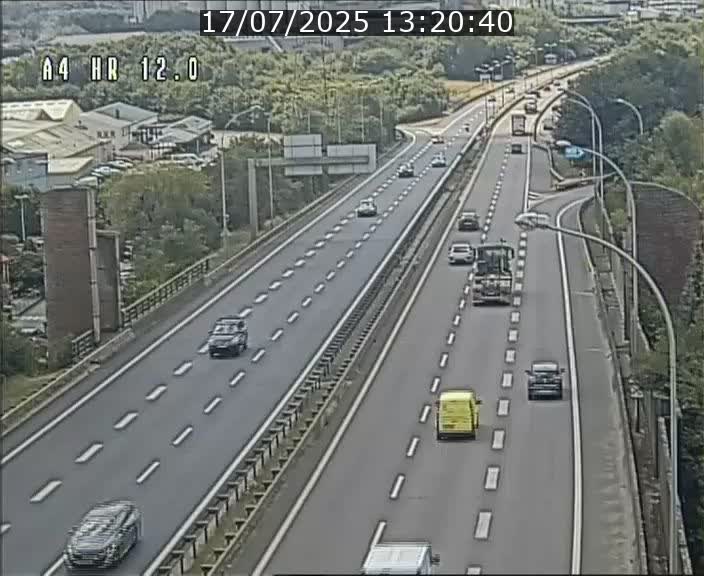 Traffic live webcam Luxembourg Jonction Foetz - A4 - BK 12.0 - direction Esch sur Alzette
